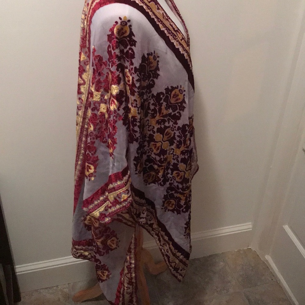 NWT Free People Red/Gold MUSE Burn Out Kimono O/S - Picture 9 of 11